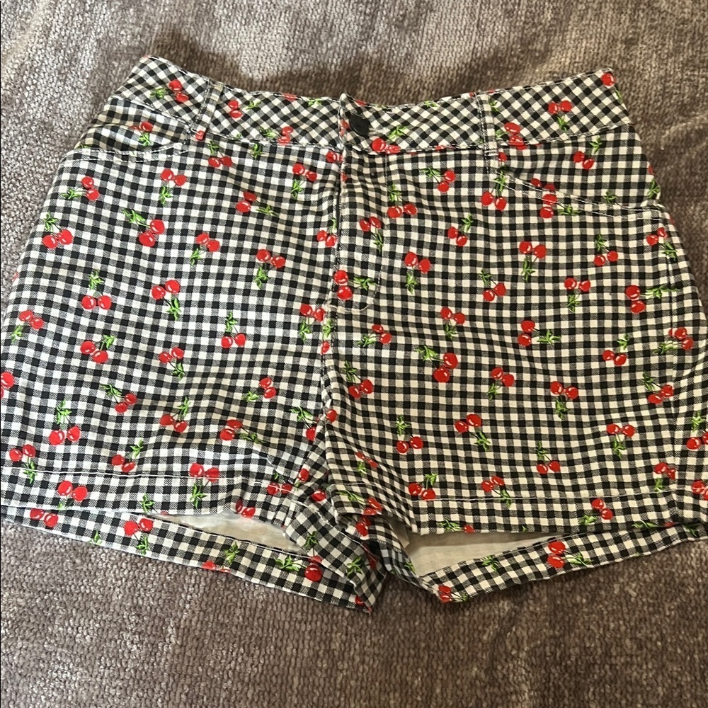 Bagatelle Black and White Gingham Cherry Print Shorts 12 - Picture 1 of 5